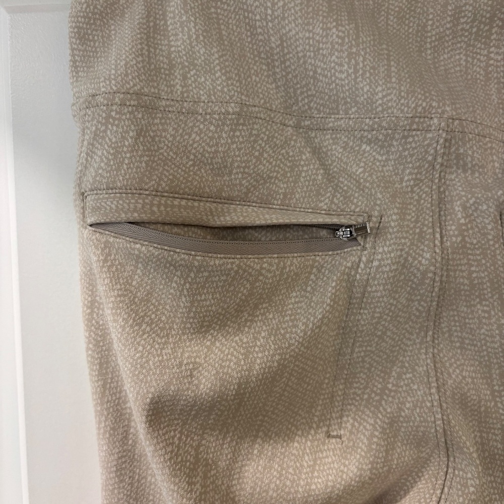 Athleta Delancey Herringbone Tight in Bluff Grey - Picture 10 of 11